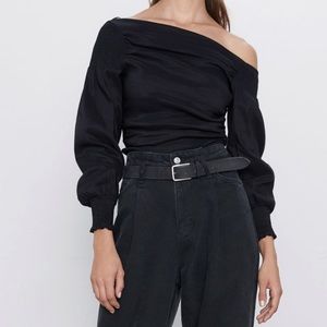 NWT Zara black asymmetrical top - size Large